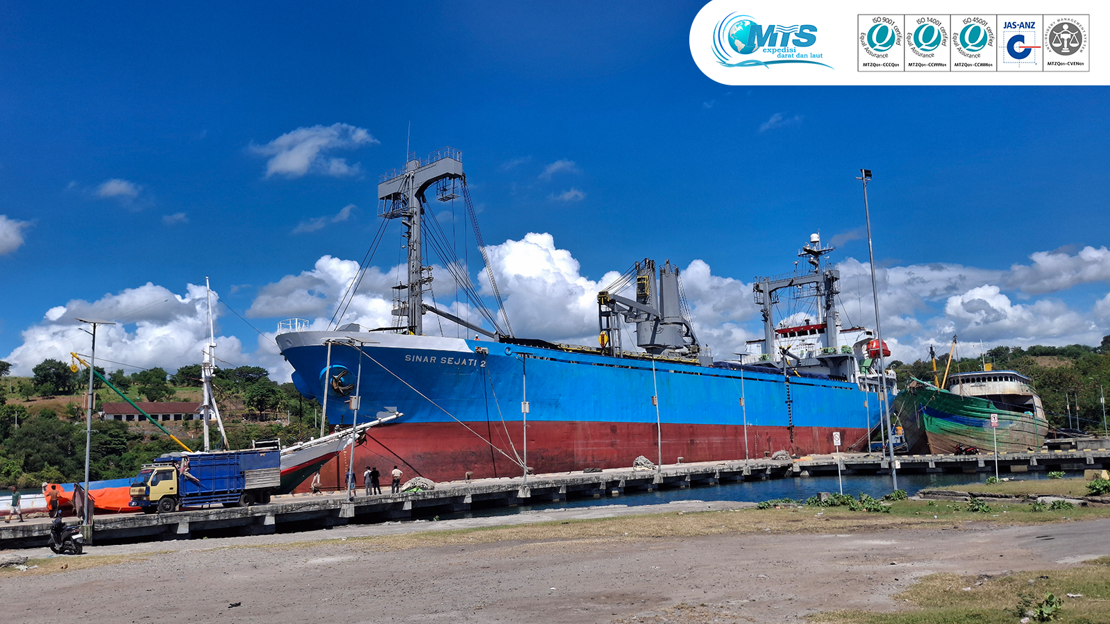 PT MITRA PELAYARAN SUKSES, Sukses Rampungkan Pelayanan Agen Kapal KM. Sinar Sejati 2 di Pelabuhan Badas